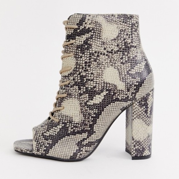 ASOS NEW LOOK SNAKESKIN LACE UP BOOTIE - Picture 3 of 8
